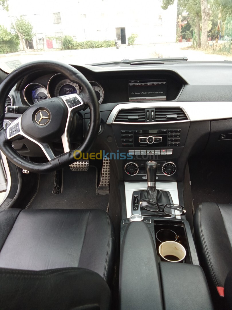 Mercedes Classe C 2015 250 AVANTGARDE 