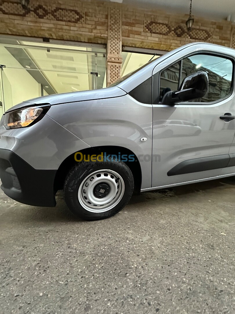 Fiat Doblo 2024 Algérien 3place