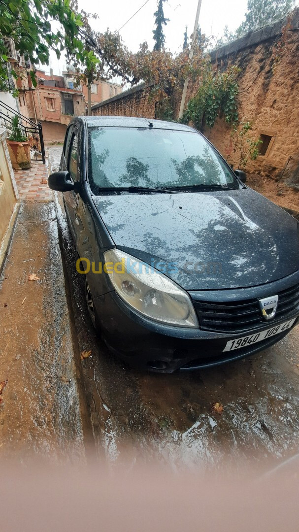 Dacia Logan 2009 سنديرو