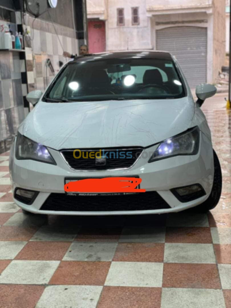 Seat Ibiza 2012 Fully +Toit ouvrant