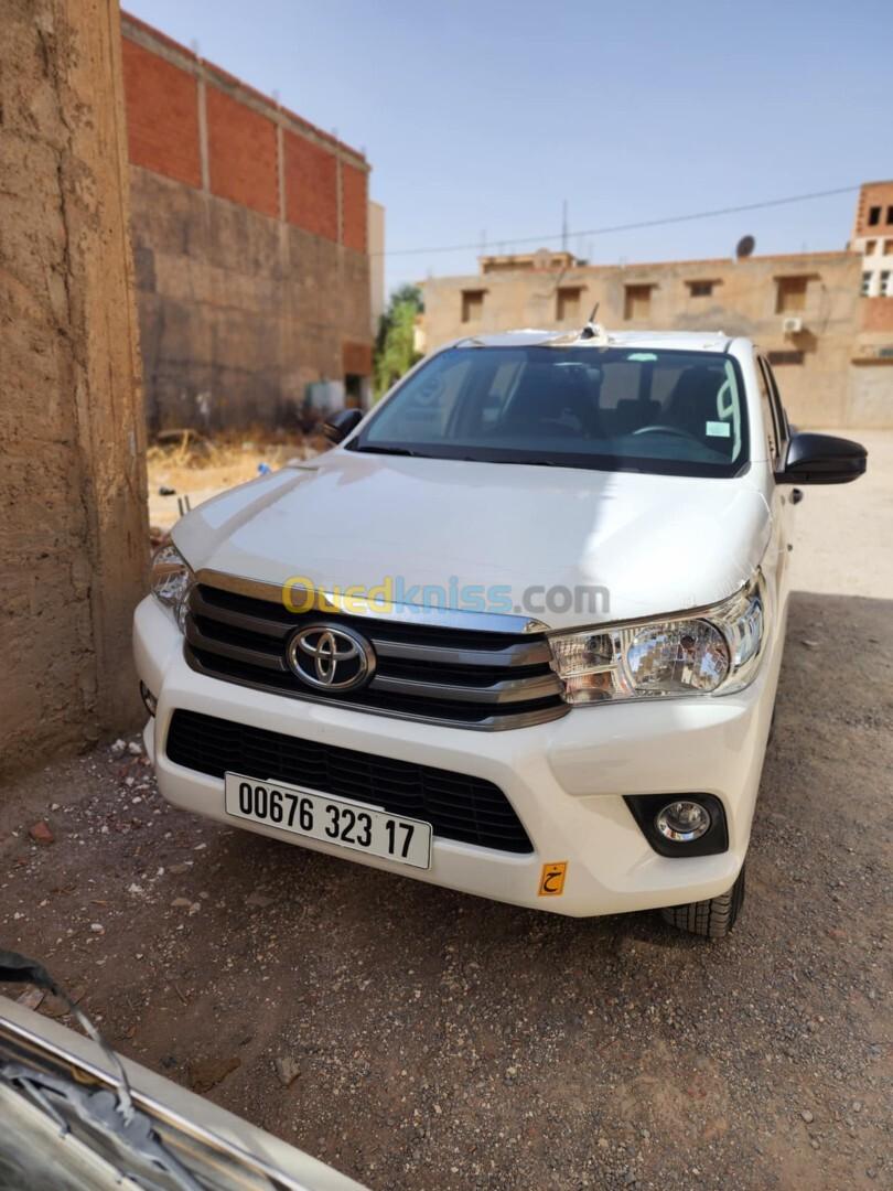 Toyota Hilux 2023 Hiulx 4×4