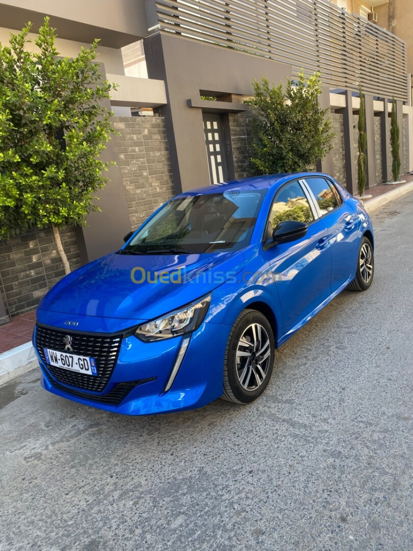 Peugeot 208 2024 Allure