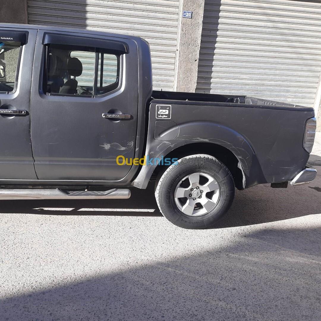 Nissan Navara 2013 le