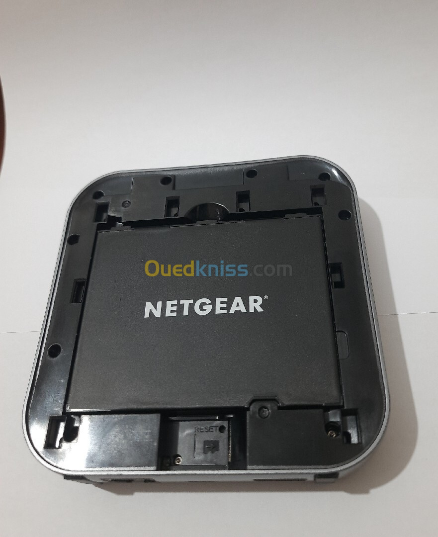 Netgear M1