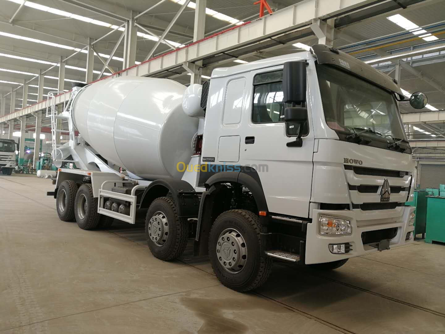 HOWO CAMION MALAXEUR BETON 6*4 et 8*4 2024