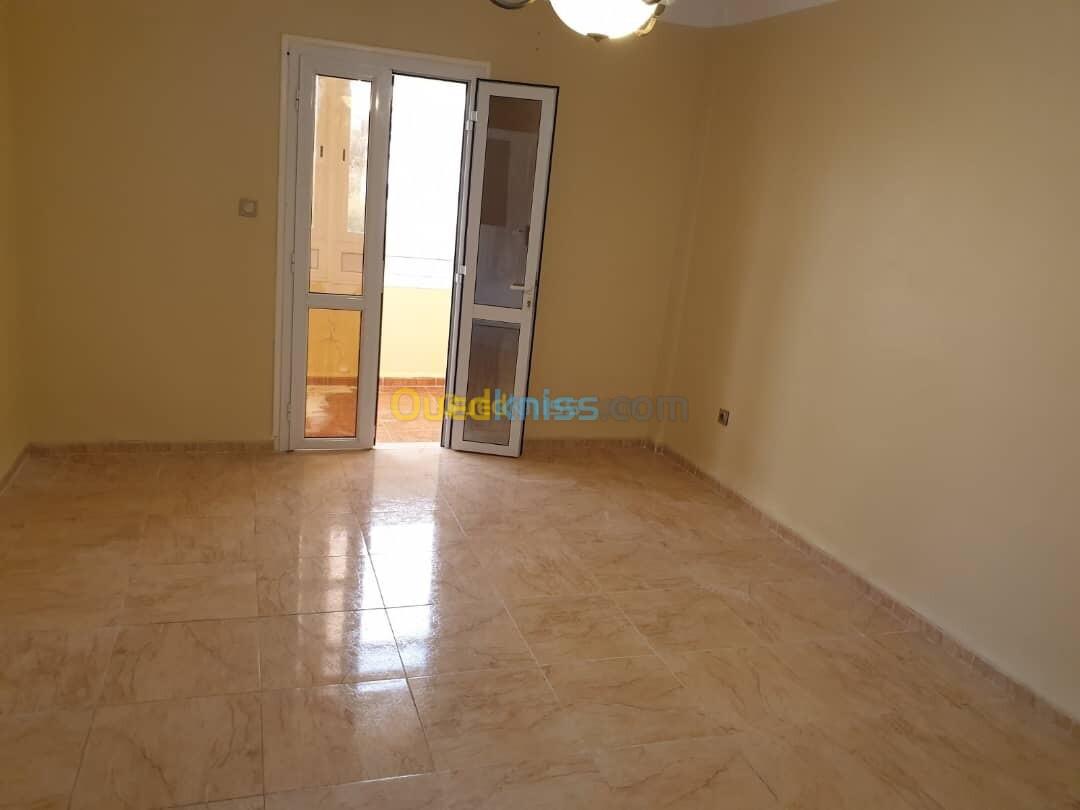 Location Appartement F3 Alger Draria