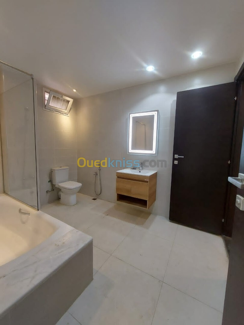 Vente Appartement F4 Alger Ain taya