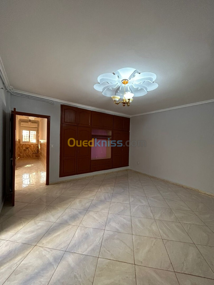 Location Villa Oran Bir el djir