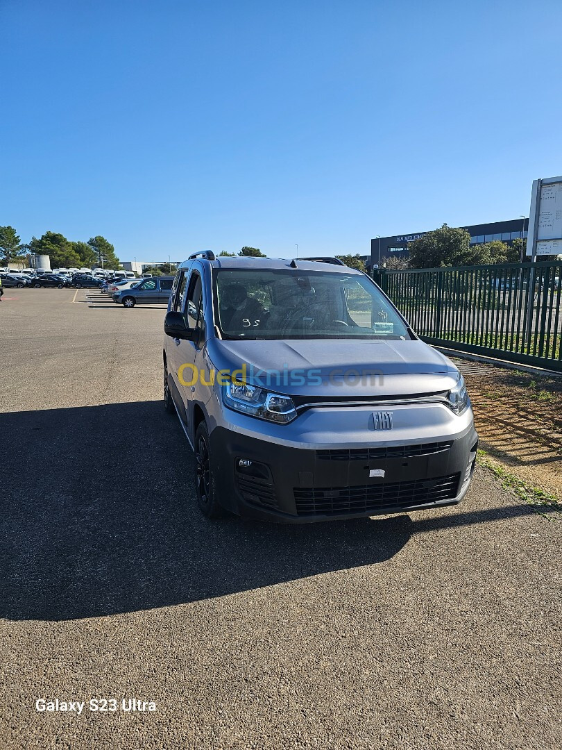 Fiat Doblo 2024 Blak blak