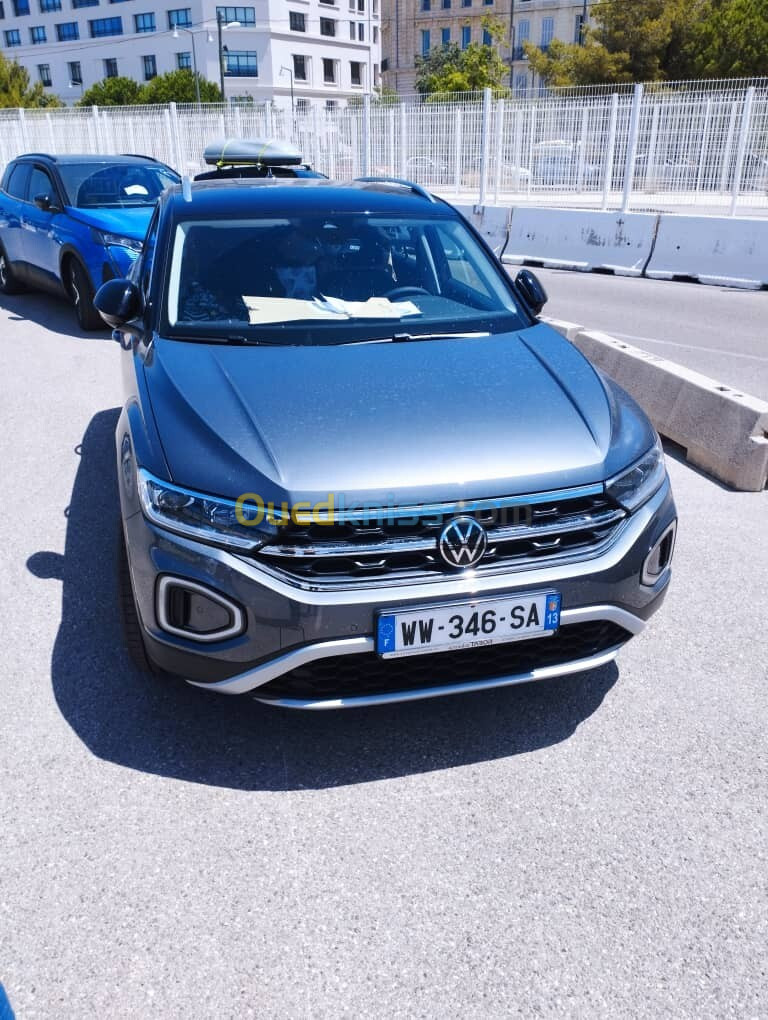 Volkswagen T-Roc 2022 Life+