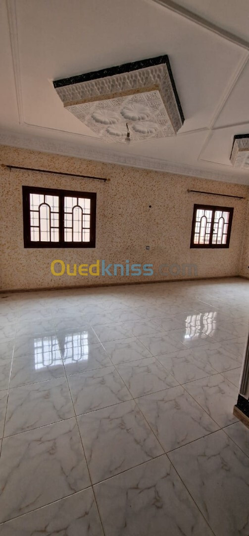 Location Niveau De Villa F5 Oran Bir el djir