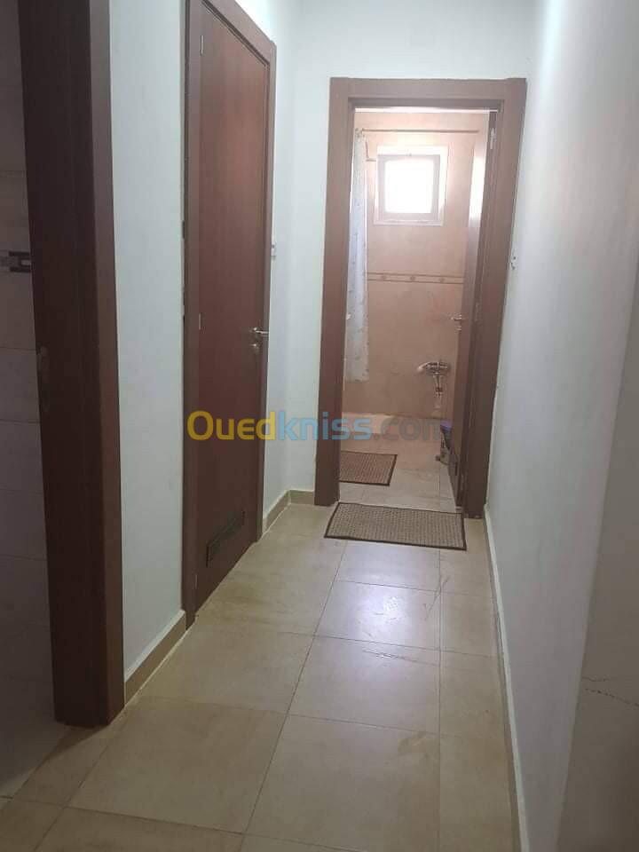 Location vacances Appartement F3 Mostaganem Mostaganem