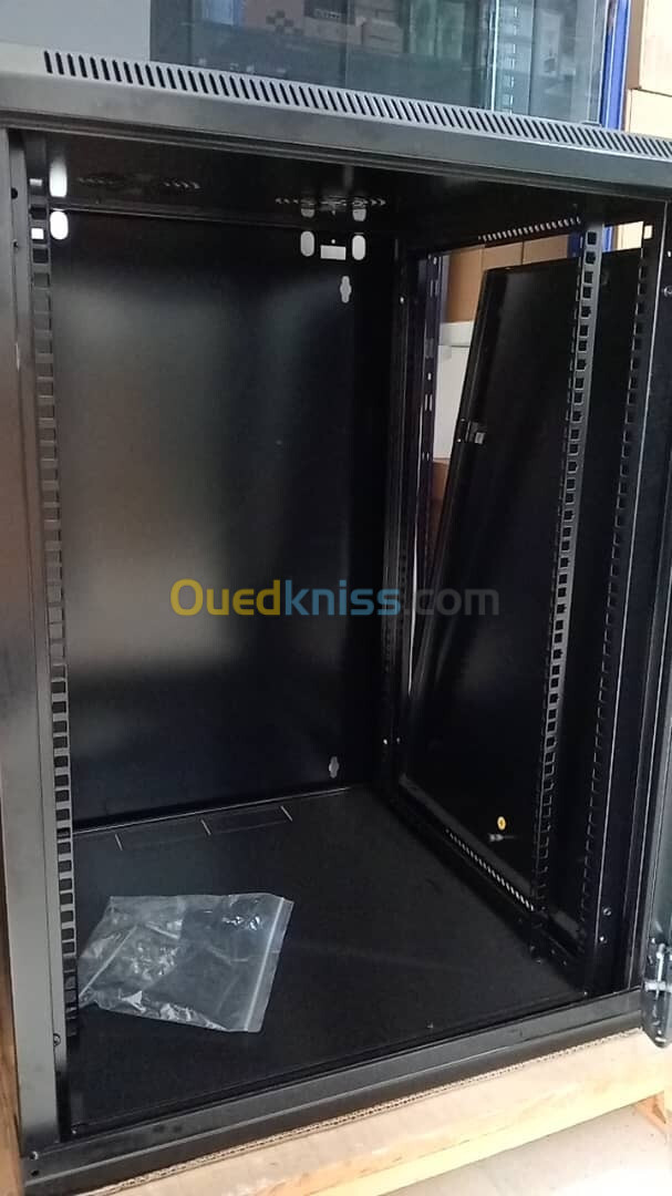 Armoire de brassage 42U 32U 22U 15U 12U 9U 6U RESEAU INFORMATIQUE