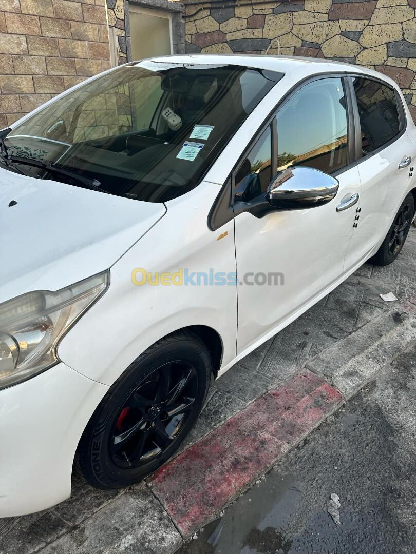 Peugeot 208 2014 Active