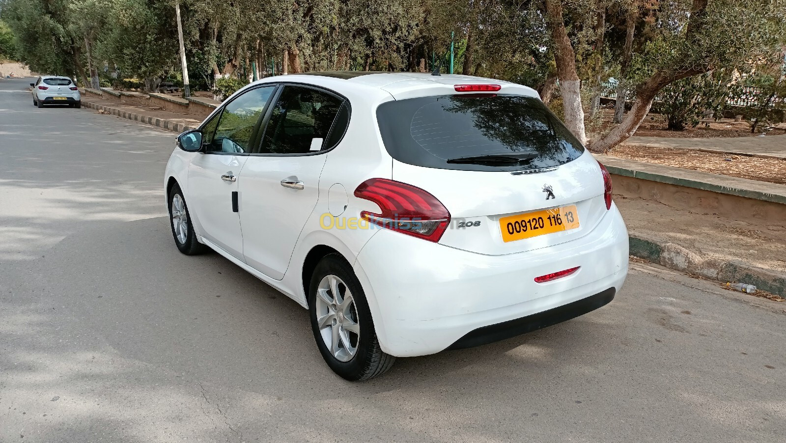 Peugeot 208 2016 Access Facelift