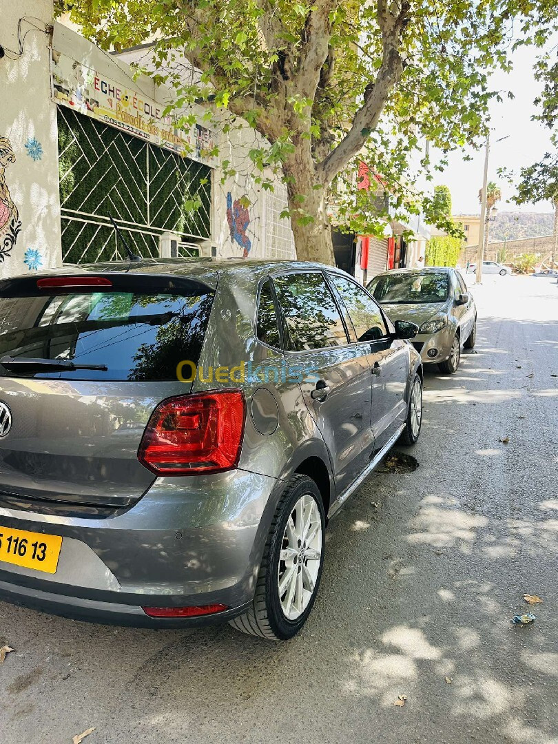 Volkswagen Polo 2016 Carrat