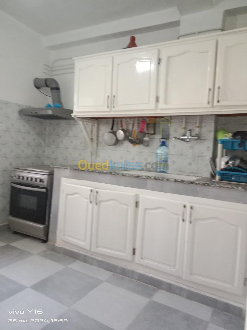 Location vacances Appartement F3 Mostaganem Mostaganem