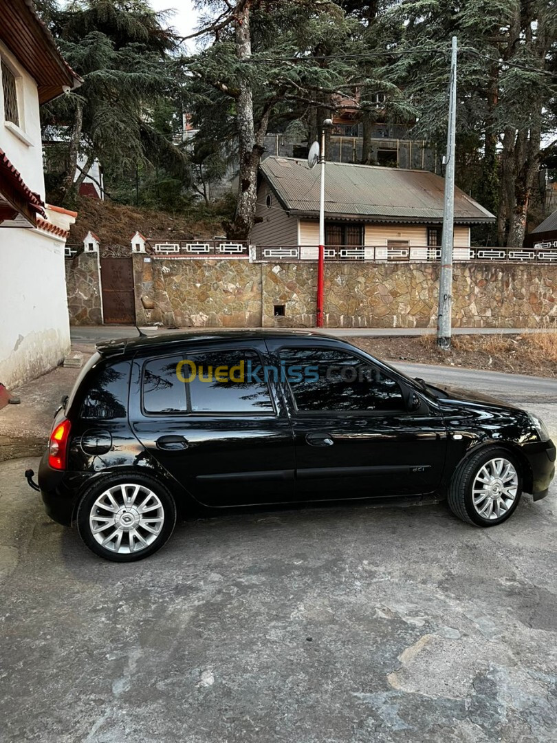 Renault Clio 2 2008 Initial