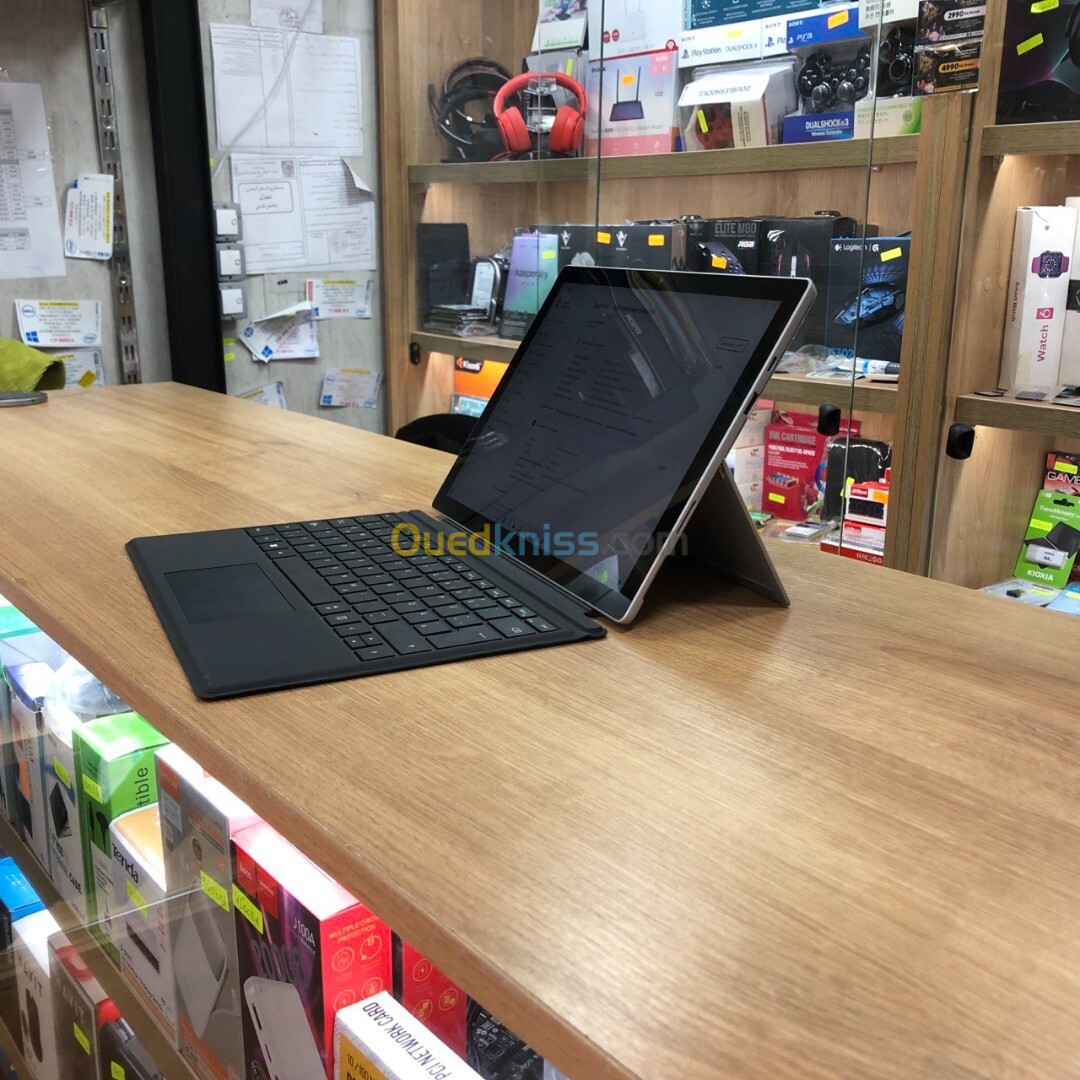 MICROSOFT SURFACE PRO 7+ I5 11TH 8GB 128SSD 13.3" tactile 