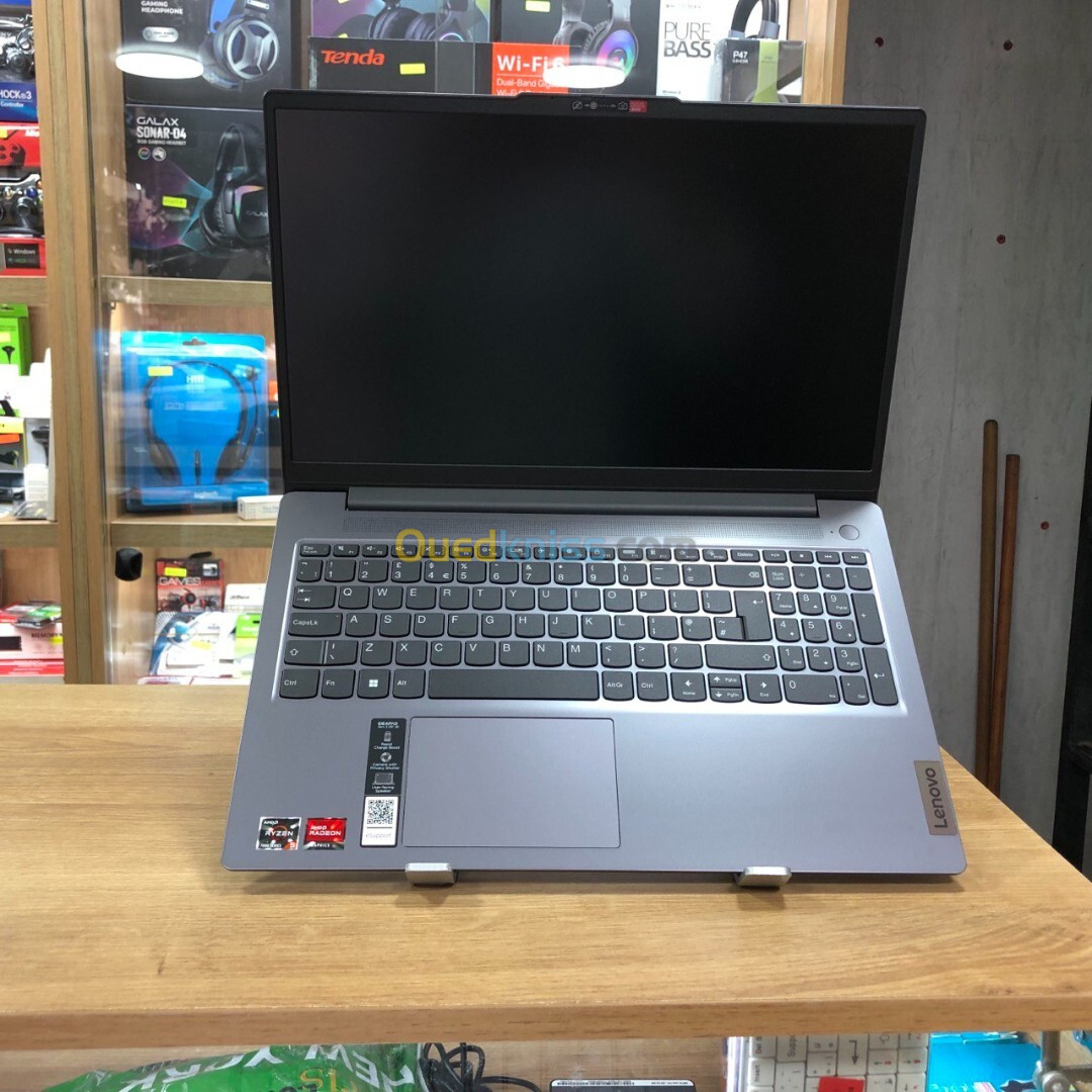 LENOVO IDEAPAD SLIM 3 RYZEN 5 7520U 8GB 512SSD 15.6" NEUF SOUS EMBALLAGE 