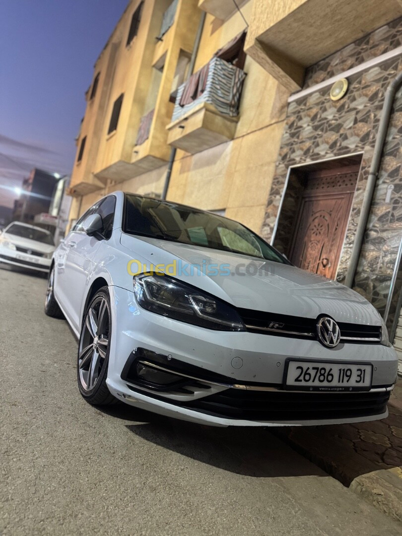 Volkswagen Golf 7 2019 Carat