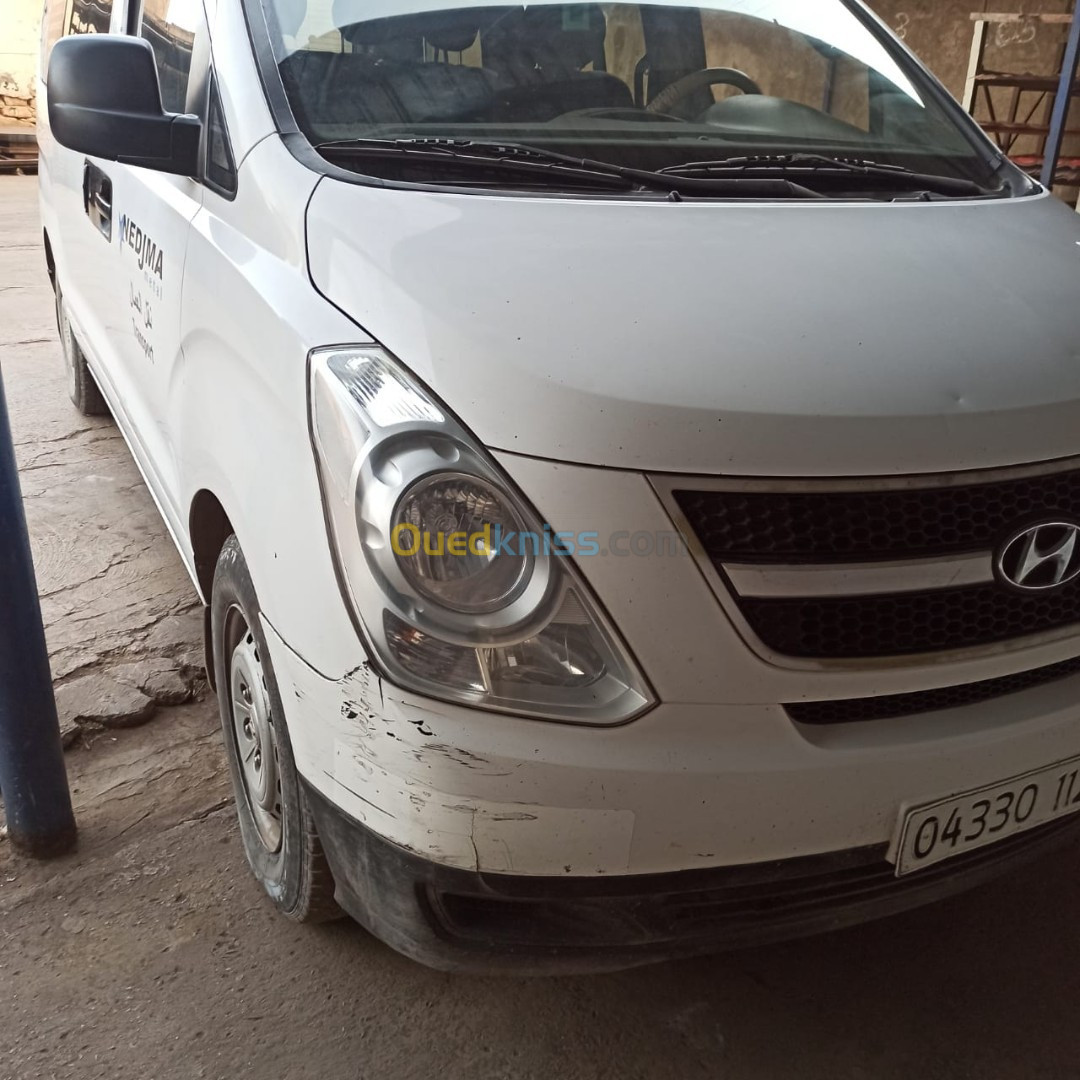 Hyundai H1 2012 Vitré 9 places