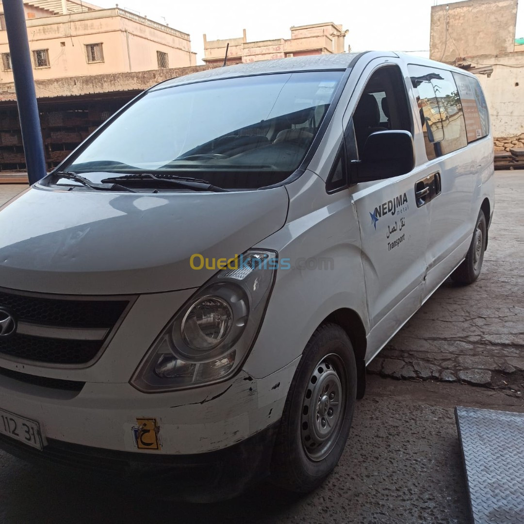 Hyundai H1 2012 Vitré 9 places