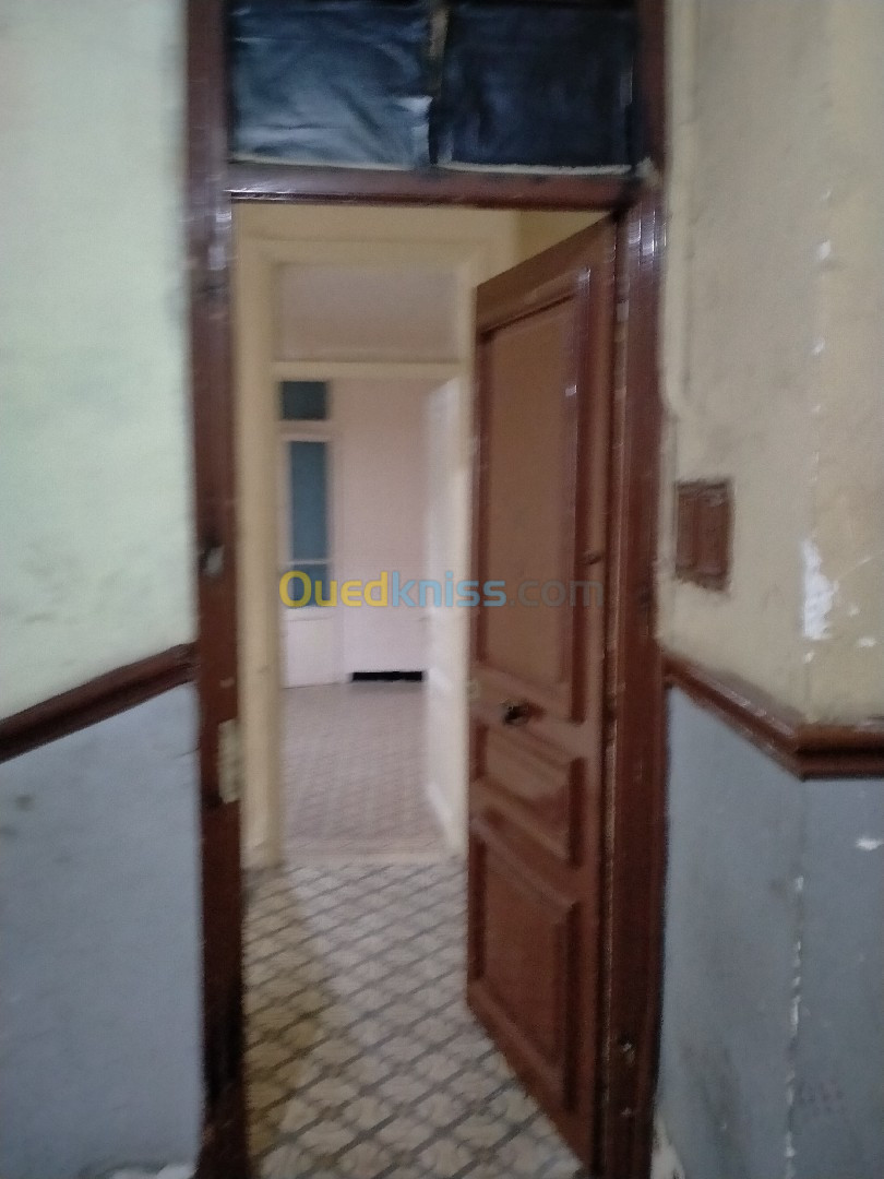 Location Appartement F4 Alger Sidi mhamed