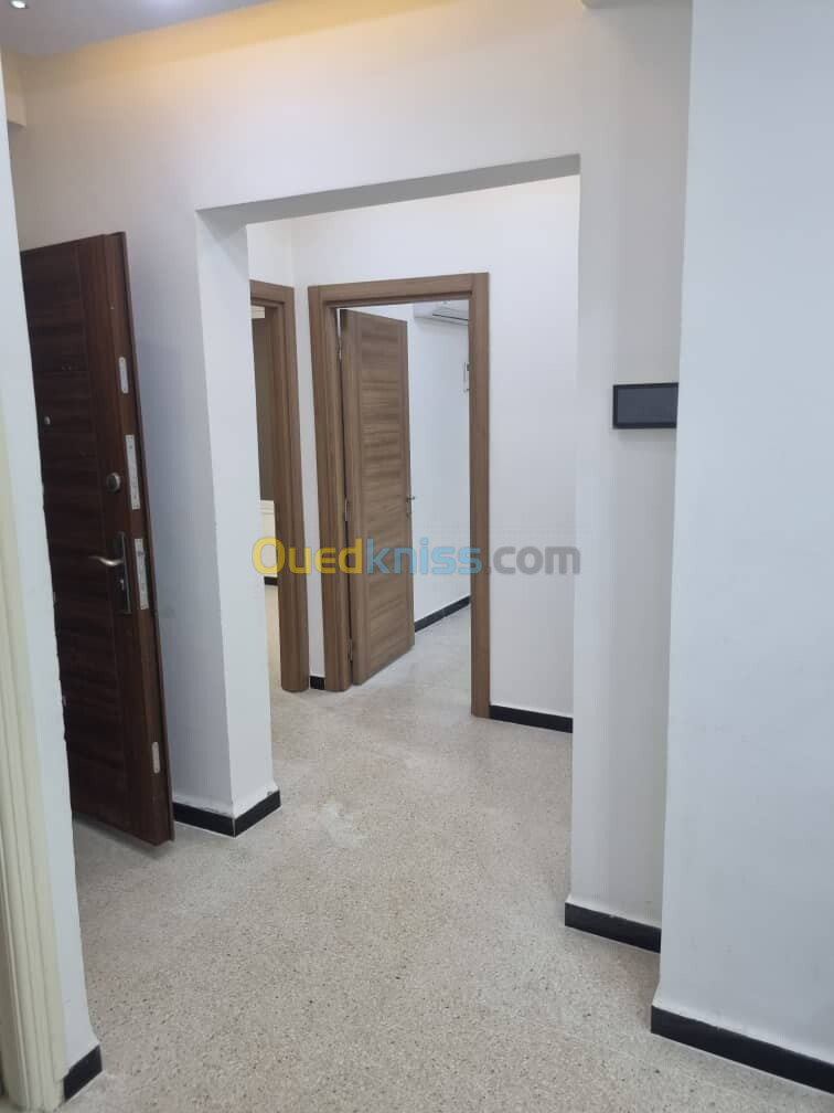 Location Appartement F3 Alger Hydra