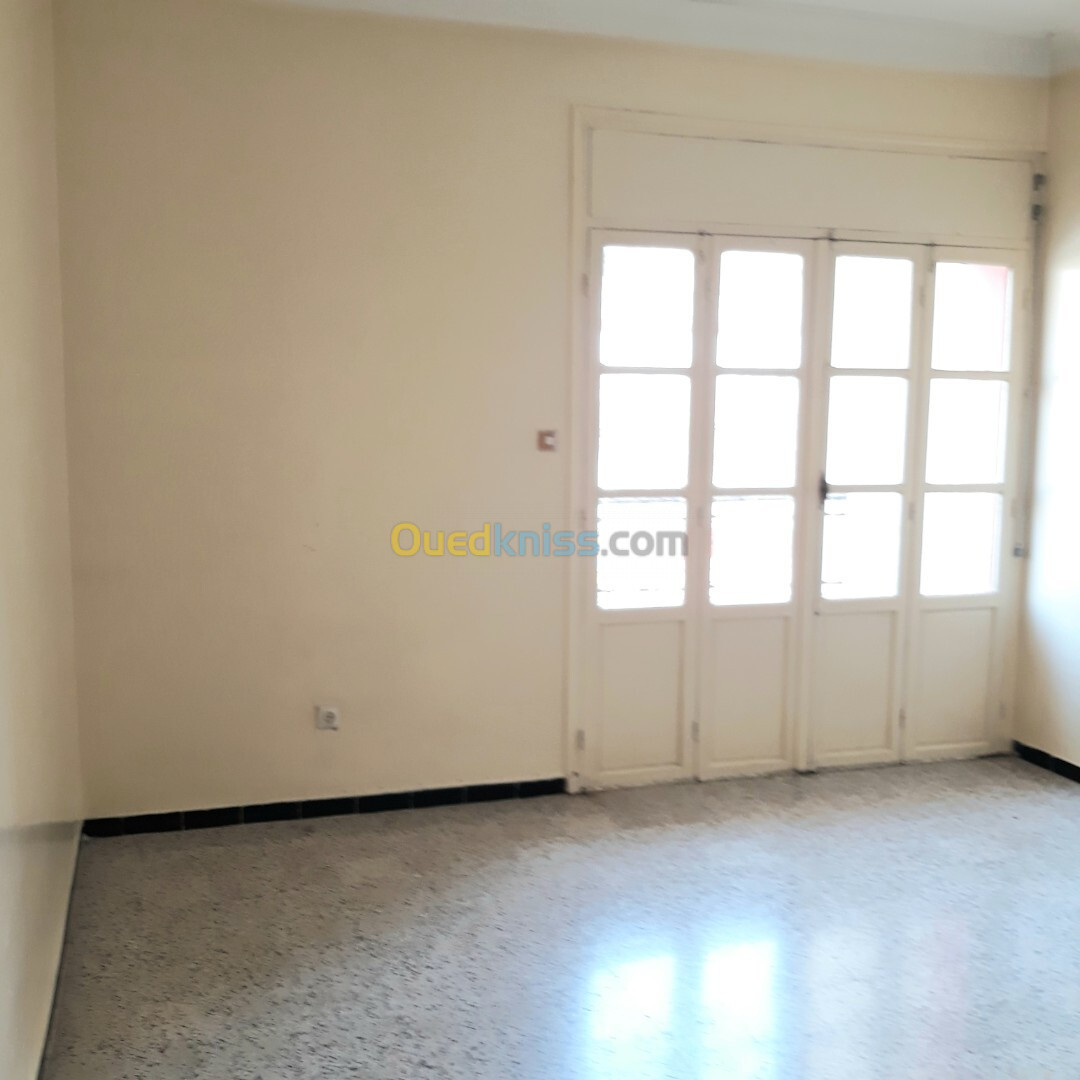 Location Niveau De Villa F5 Alger Kouba