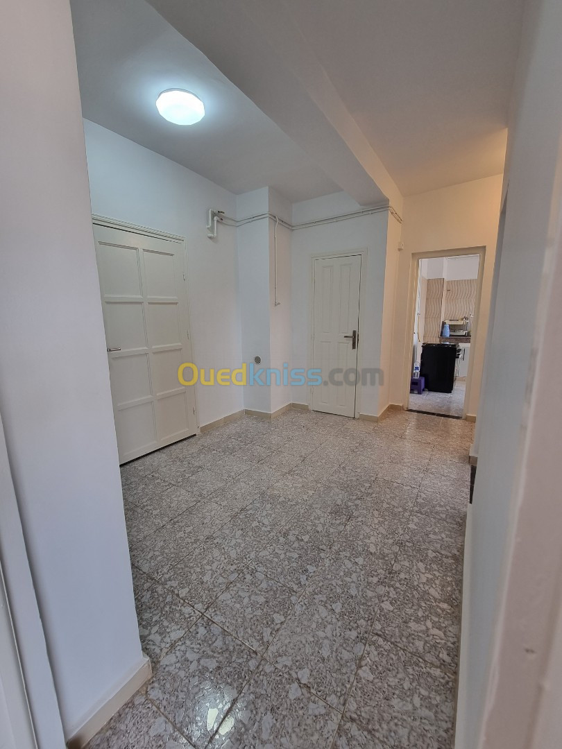 Location Appartement F3 Mostaganem Mostaganem