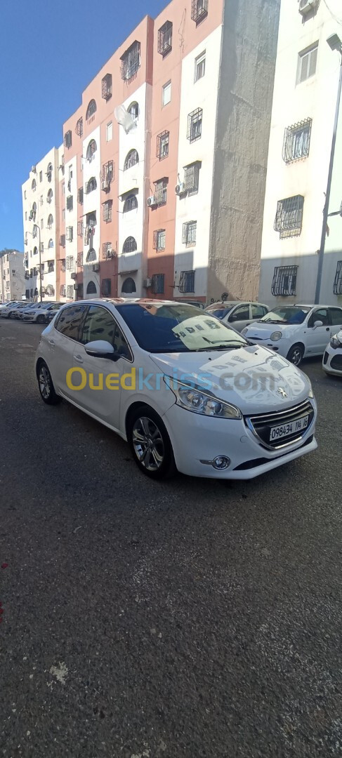 Peugeot 208 2014 Allure