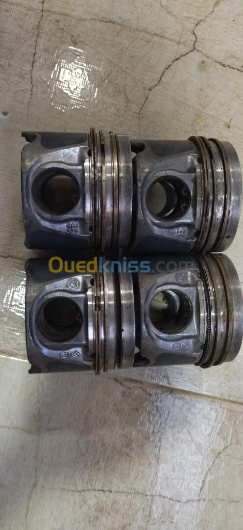 A vendre pistons moteur dci (megane3)