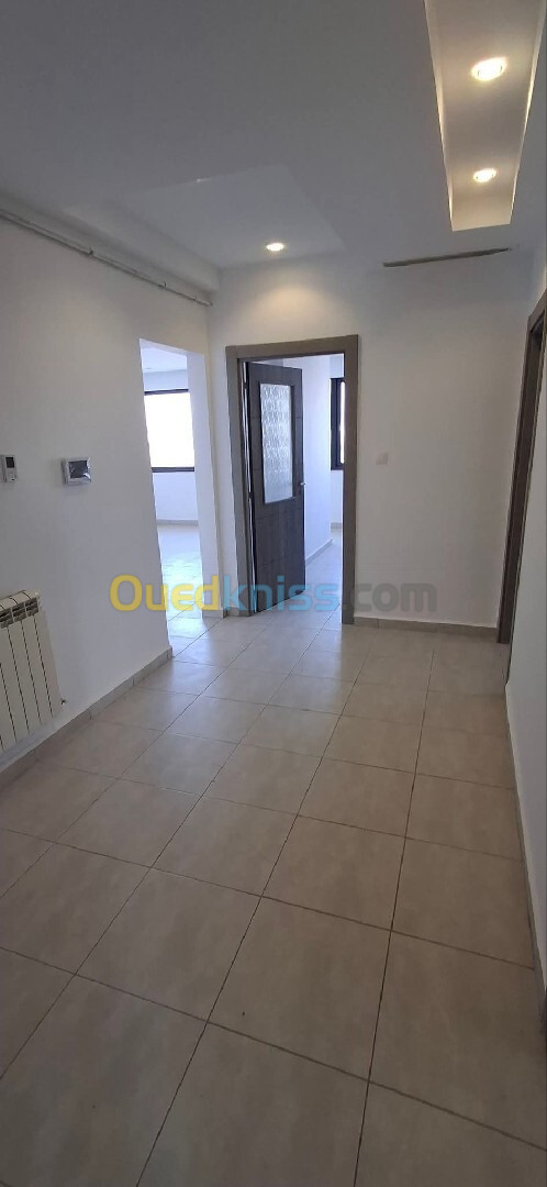 Location Appartement F4 Oran Oran