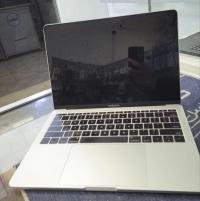 ماك-بوك-macbook-pro-2017-i5-8128-cycle-661-سطاوالي-الجزائر