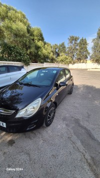سيارات-opel-corsa-2012-الرويبة-الجزائر