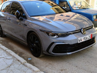 voitures-volkswagen-golf-8-2023-r-line-blak-edtino-batna-algerie