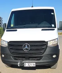 Mercedes Sprinter 2021 Surélevé chassis moyen
