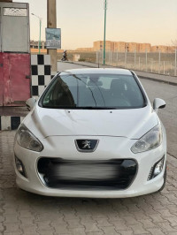 voitures-peugeot-308-2013-berrouaghia-medea-algerie