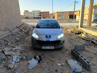 voitures-peugeot-207-2010-allure-sougueur-tiaret-algerie