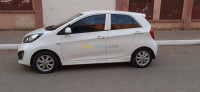 mini-citadine-kia-picanto-2014-oran-algerie