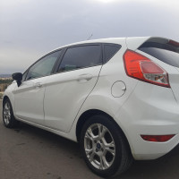 voitures-ford-fiesta-2016-trend-look-bouira-algerie