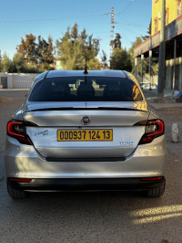 voitures-fiat-tipo-sedan-2024-life-remchi-tlemcen-algerie