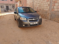 voitures-chevrolet-aveo-4-portes-2013-ouargla-algerie