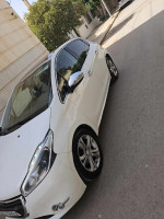 voitures-peugeot-208-2014-allure-chlef-algerie