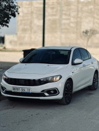 voitures-fiat-tipo-sedan-2024-life-tebessa-algerie