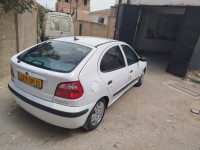 voitures-renault-megane-1-1999-issers-boumerdes-algerie