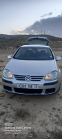 moyenne-berline-volkswagen-golf-5-2008-tebessa-algerie