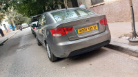 voitures-kia-cerato-2009-algerie