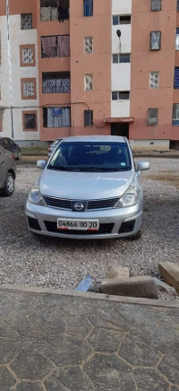 voitures-nissan-tiida-5-portes-2010-ouled-khaled-saida-algerie